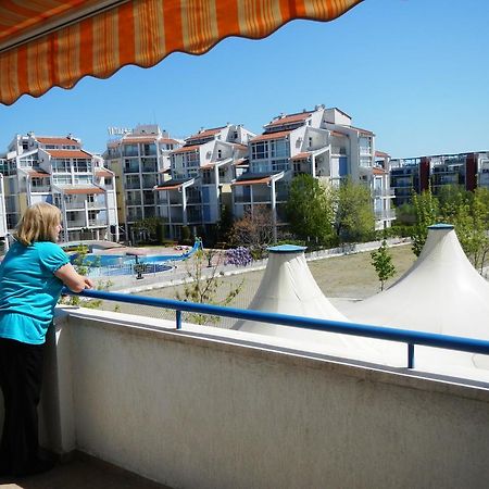 Apartment In Elit 3 Apartcomplex Sunny Beach Exterior photo
