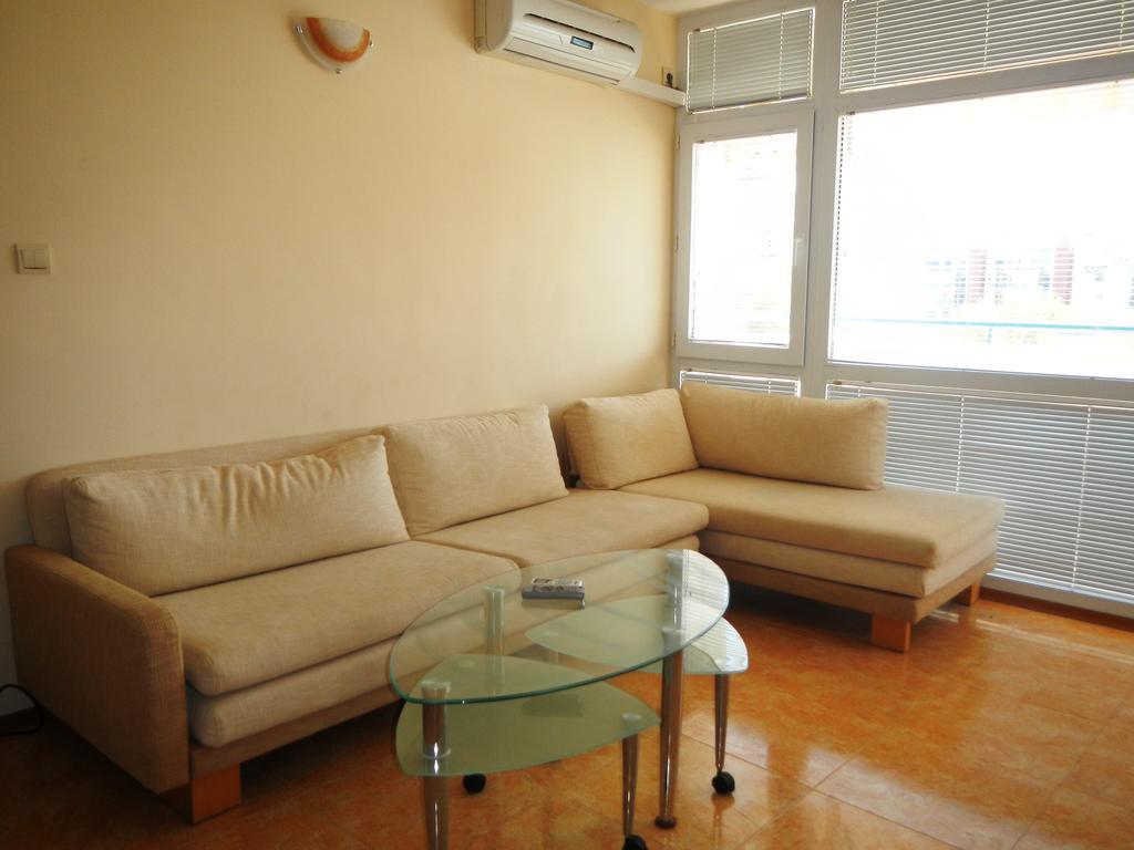 Apartment In Elit 3 Apartcomplex Sunny Beach Room photo